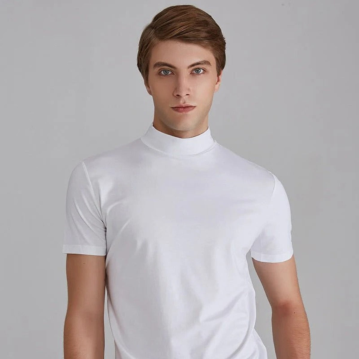 Men Short Sleeve Mock Neck T Shirt with Solid Color Design