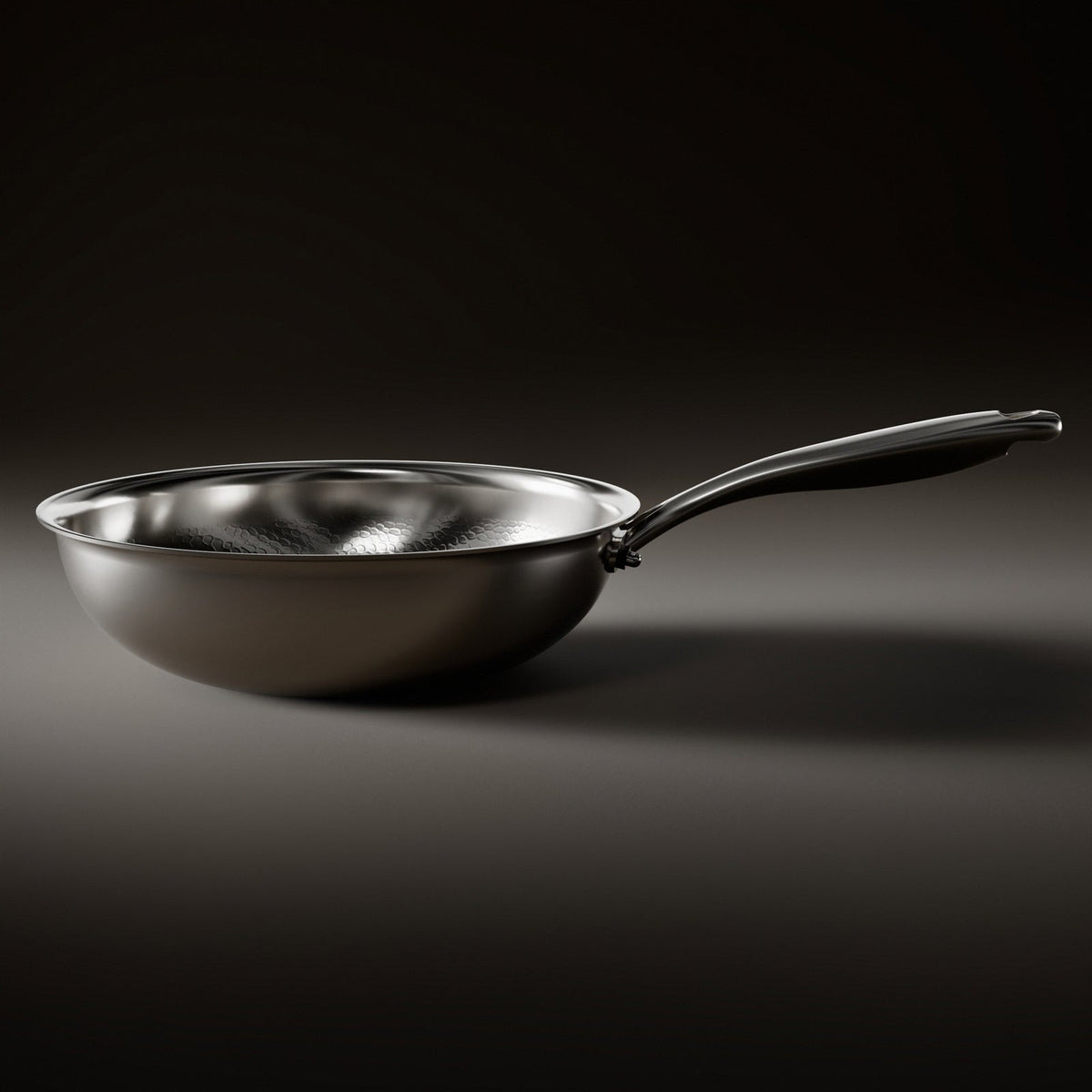 Hammered Titanium Wok Pan with Flat Base