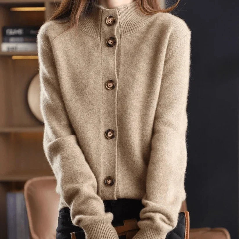 Soft Relaxed-Fit Cashmere Cardigan